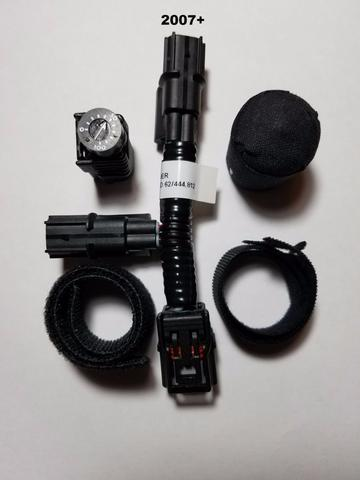 It’s actually simpler than it looks here; just one t-shaped connector.